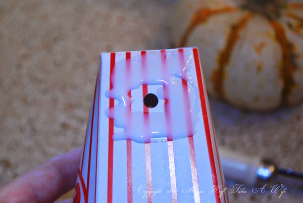 Prepping the popcorn box for batting.jpg Prepping the popcorn box for batting