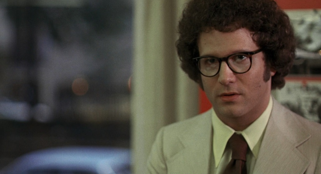 [Taxi.Driver.1976.Blu-ray.RE.x264.720P.DTS.MySilu.mkv_snapshot_00.12.28_%255B2011.07.09_18.52.05%255D%255B2%255D.jpg]