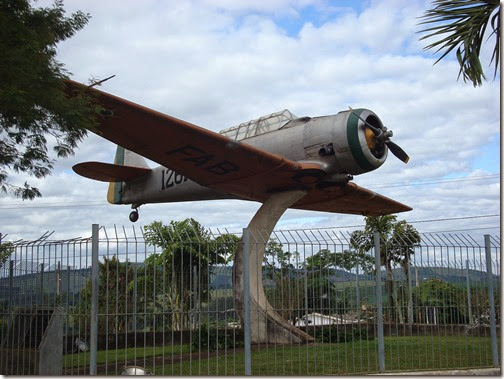 Avião_Monumento_-_Símbolo_de_Paraguaçu