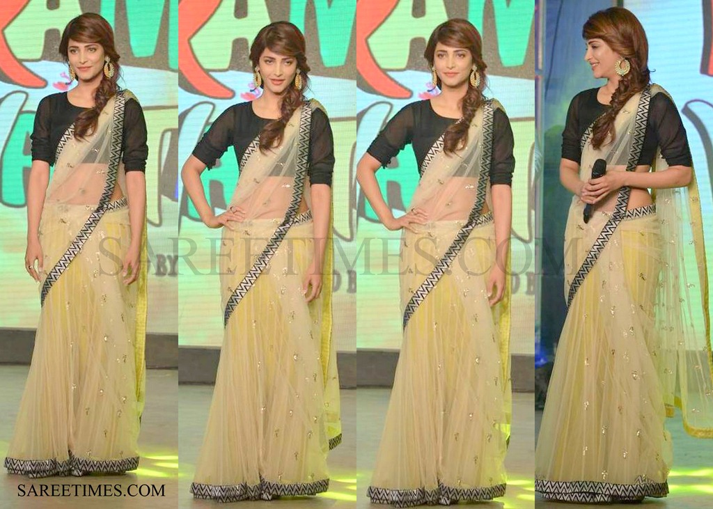[Sruthi_Hassan_Payal_Singhal_Lehenga%2520%25282%2529%255B4%255D.jpg]