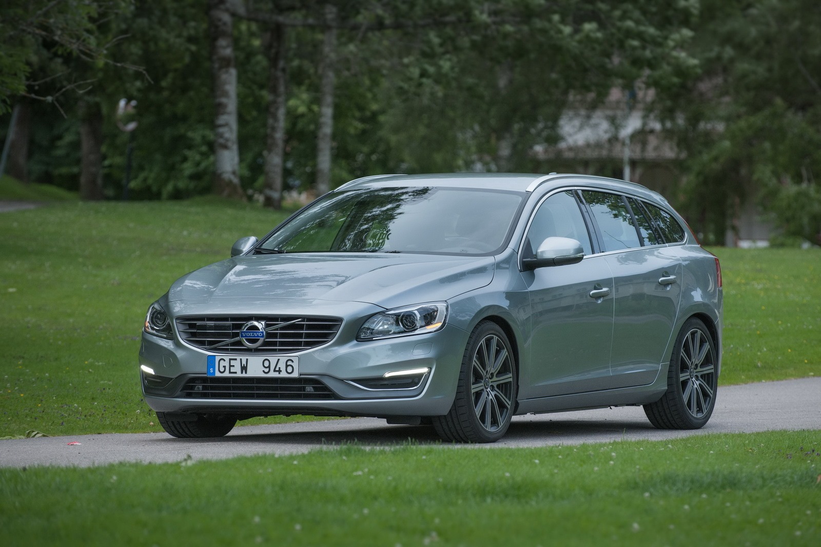 [Volvo-New-Engines-9%255B2%255D.jpg]