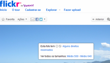 Detalhe de menu suspenso sobre foto hospedada no Flickr