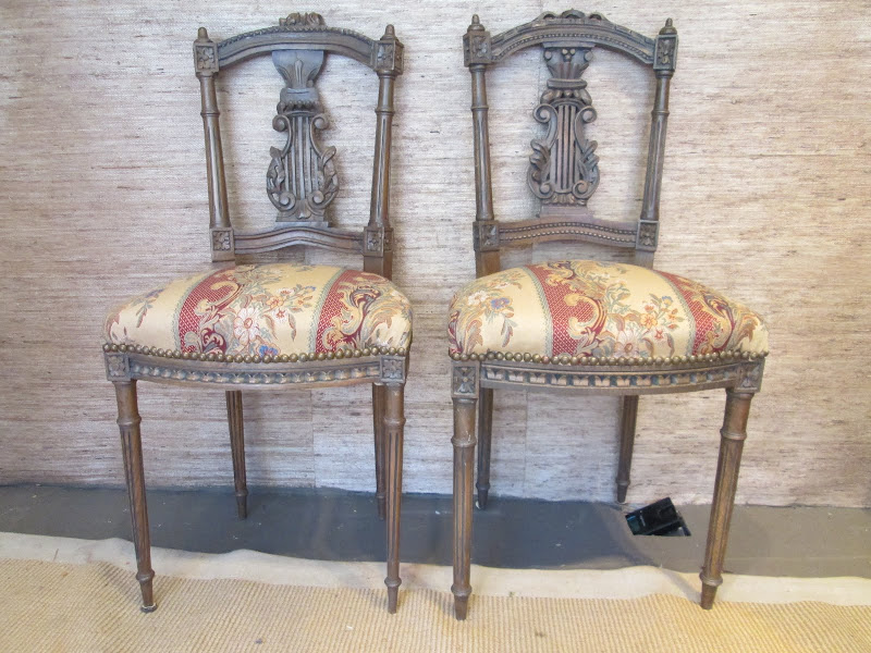 Sidechair Pair