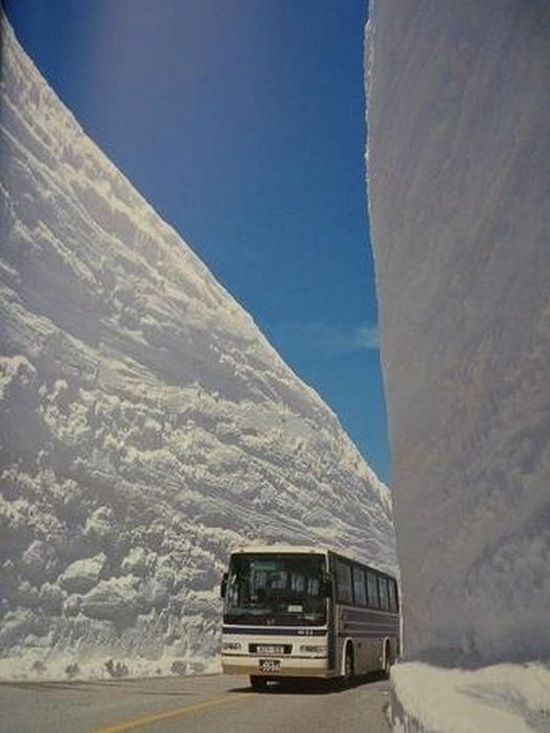 Snow-Canyon- Roads-Japan-04