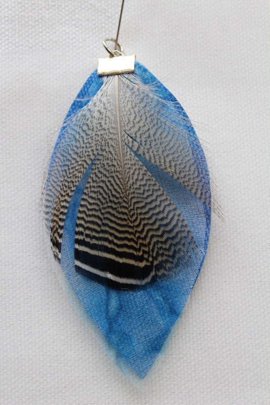 Silk Canvas Feather 3 .jpg