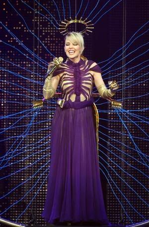 [Kylie_narrowweb__300x45723.jpg]