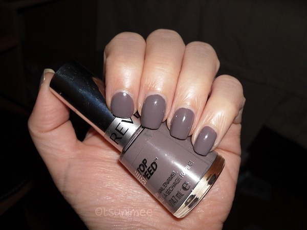 004-revlon-nail-polish-stormy-swatch