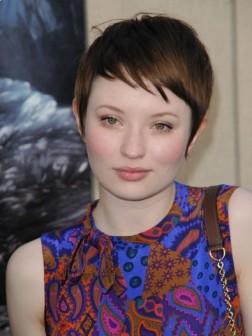 Emily Browning Layered Pixie hairstyles
