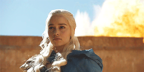 daenerys-targaryen-fire-explosion daenerys-targaryen-fire-explosion