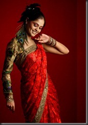 bindu-madhavi-in red saree bindu-madhavi-in red saree