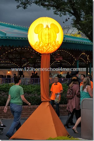 Mickey's Not So Scary Halloween Party Trick or Treat Mickey's Not So Scary Halloween Party Trick or Treat