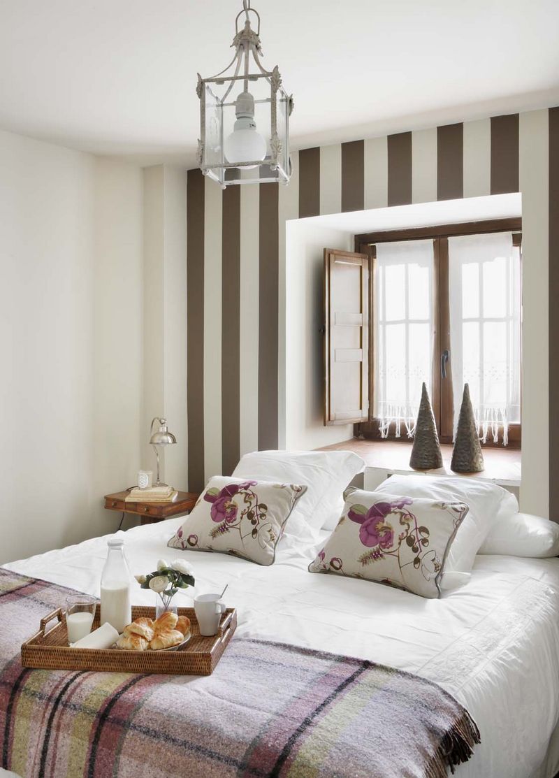 vastag_kofalak_kozott_klasszikus_videki_stilusu_enteriorok_a_la_posada_del_olivar_hotel_07a.jpg