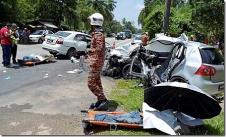 Three-People-Including-A-Dentist-Killed-In-Crash1