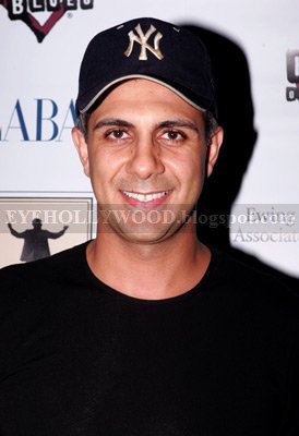 Anthony Azizi 