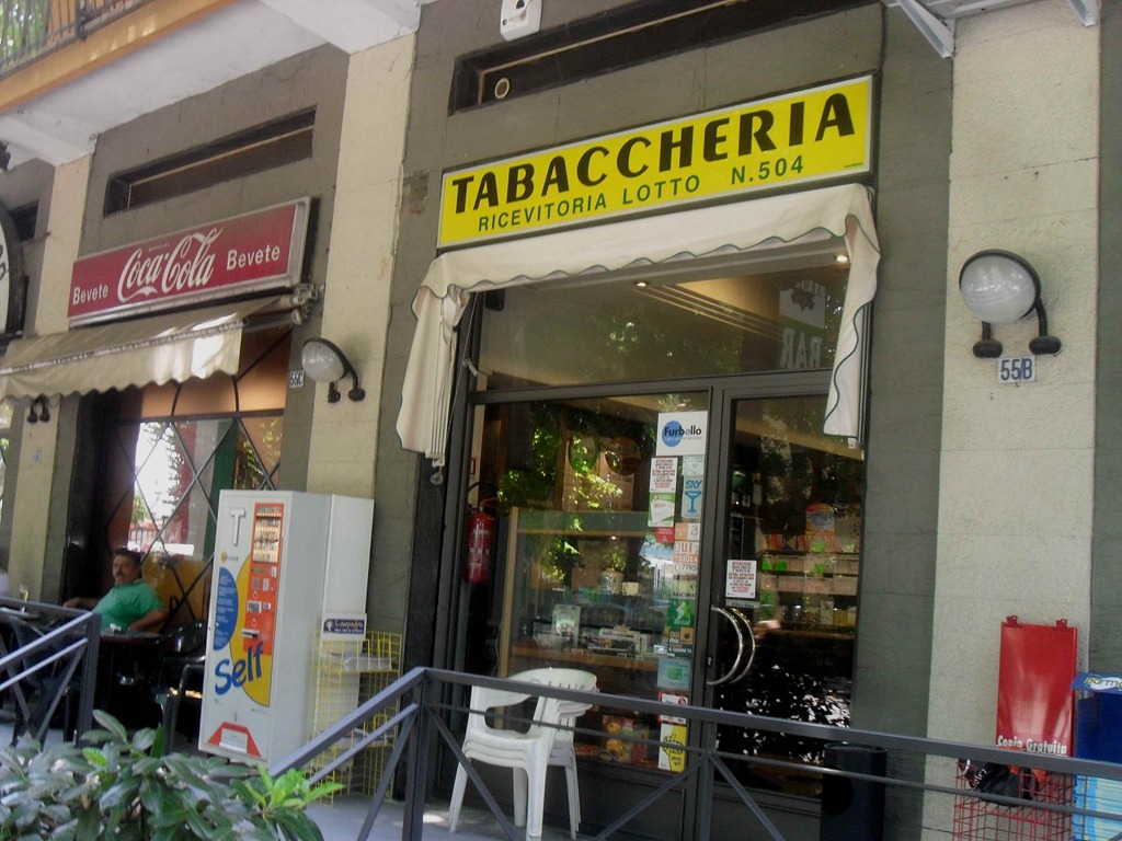 [TABACCHERIA%2520VIA%2520LA%2520SPEZIA%252055%2520A%255B2%255D.jpg]