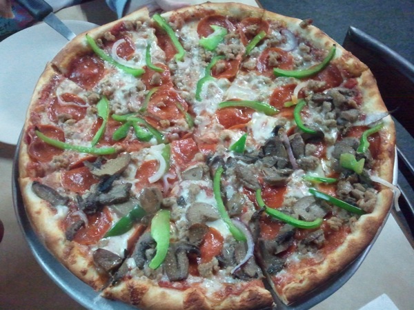 Papas Pizza.jpg Papas Pizza