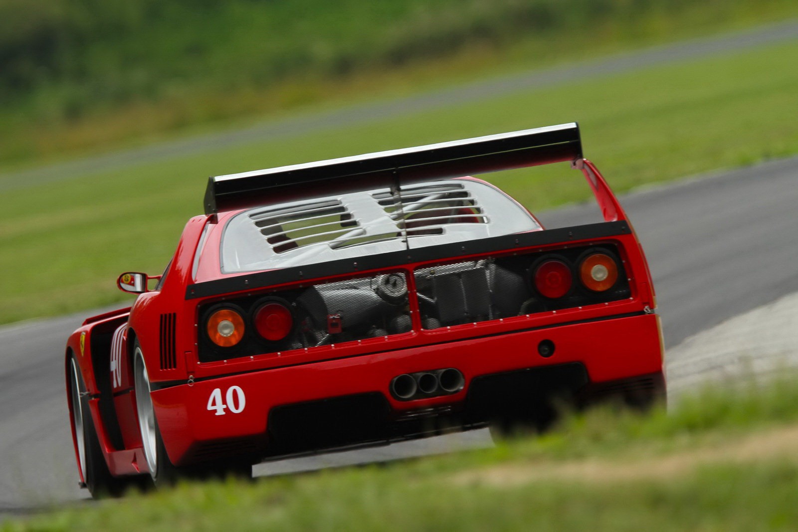 [Ferrari-F40-LM-3%255B2%255D.jpg]