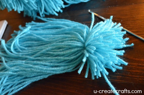 [DIY%2520Yarn%2520Wig%2520Tutorial%252010%255B6%255D.jpg]