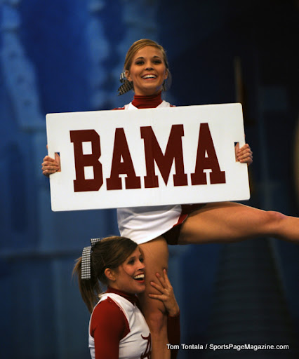Alabama cheerleaders UCA National Cheerleading Championships