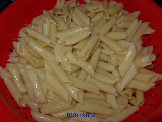 [macarrones%2520con%2520verduras1%2520copia%255B4%255D.jpg]