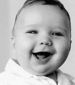 Black  White Baby Pictures on Top Pictures   Black And White Image Of A Baby Face