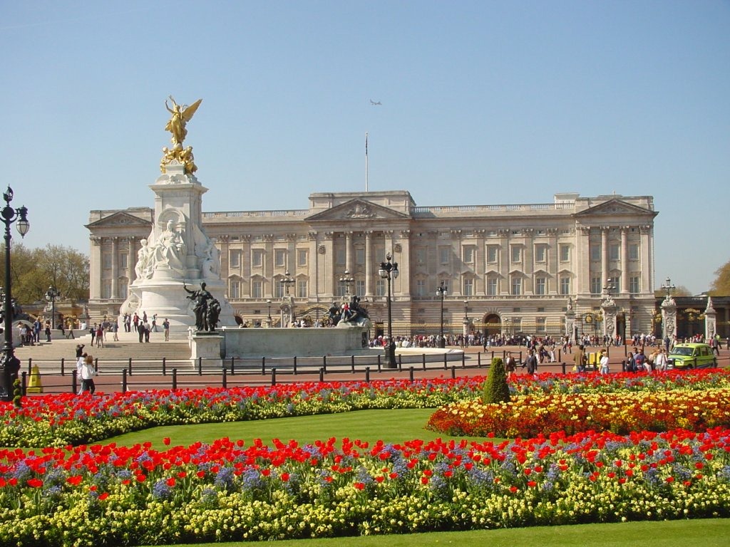 [Buckingham%2520Palace%252C%2520London%255B6%255D.jpg]