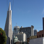 Au fond, le Transamerica Building. Contrairement aux villes de la cote Est, San Francisco a très peu de gratte-ciels.