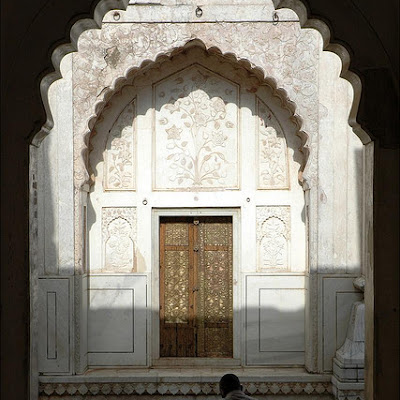 Bibi Ka Maqbara , Source: http://www.flickr.com/photos/7586160@N03/2283051263 2283051263.jpg