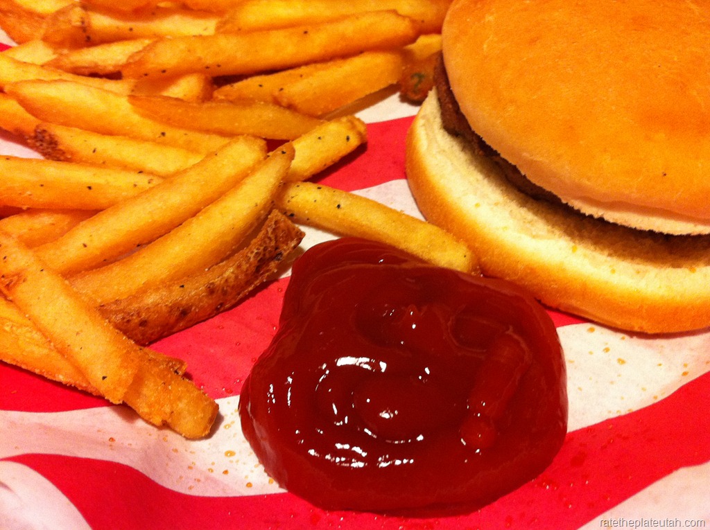 [TGI%2520Fridays%2520Kids%2520Hamburger%255B3%255D.jpg]