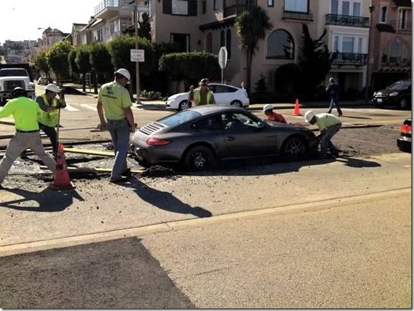 Porsche atolado no cimento (3)