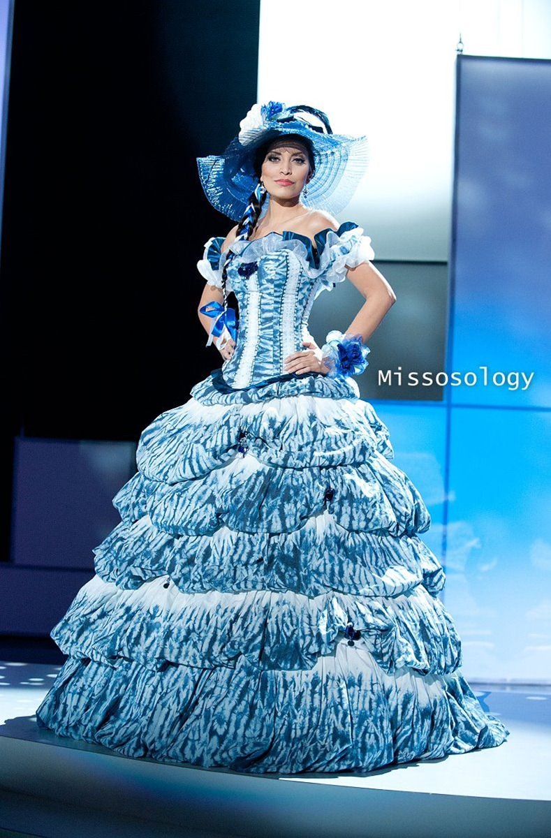 [miss-uni-2011-costumes-595.jpg]