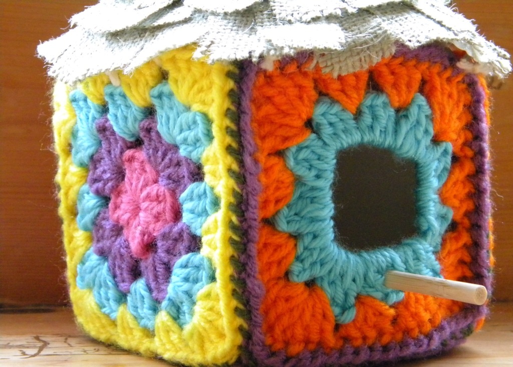 [Crochet-Birdhouse14.jpg]