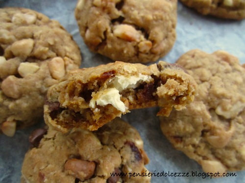 White Chocolate Macadamia Cookies 2