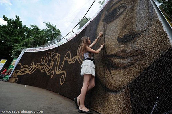 coffee-bean-mural-arkady-kim-mosaico-cafe-desbaratinando (3) coffee-bean-mural-arkady-kim-mosaico-cafe-desbaratinando (3)
