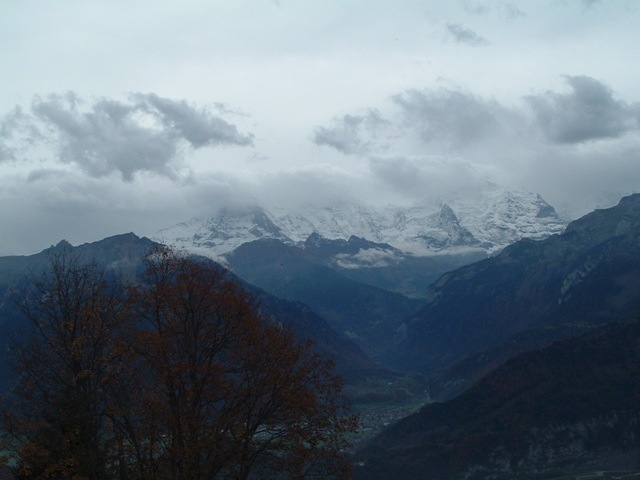 [Interlaken%252C%2520Switzerland-%2520October%2520%252704%2520%25232%2520%25282%2529%255B1%255D.jpg]