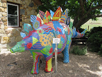 A fanciful dinosaur model!