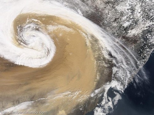 tempestade de areia desbaratinando satelite (6)