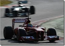 Massa con la Ferrari nei test di Barcellona 2013