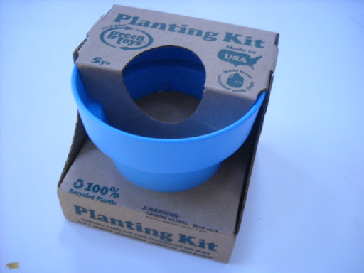 Comes with sunflower seeds, a disk of soil, and either a green or blue pot made from recycled plastic.
Planting kit, $5.99, by Green Toys; shop.greentoys.com. Comes with sunflower seeds, a disk of soil, and either a green or blue pot made from recycled plastic.
Planting kit, $5.99, by Green Toys; shop.greentoys.com.