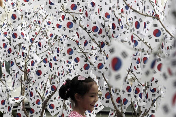 [Korea-Liberation-Day-2011-AP%255B4%255D.jpg]