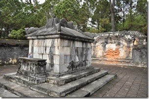 Vietnam Hue Tu Duc tomb 140216_0252