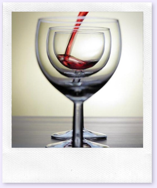 red_wine_marching_glasses red_wine_marching_glasses