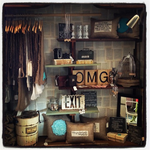 [shabby%2520creek%2520booth%255B4%255D.jpg]