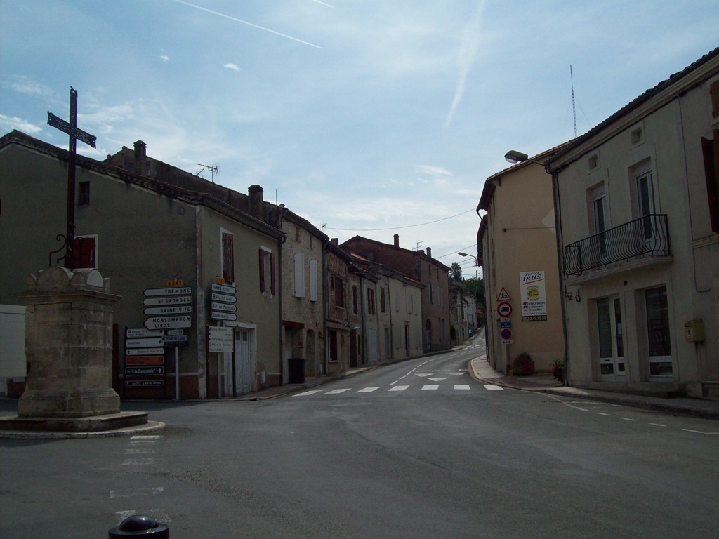 [100_92263.jpg]