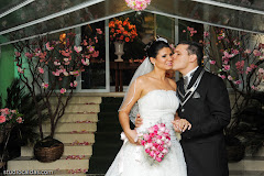 Album (digital) de fotos de Caroline + Felipe do Studio Caldas, do Rio de Janeiro, RJ. Lincoln Caldas e equipe fazem fotos de casamento (fotografias de casamentos), fotos de making-of (making of de noiva), fotos em estudio (ensaios fotograficos), fotos de casal (ensaios fotograficos de e-session), fotos de familia, videos de casamento (filmagem de casamentos), videos de making-of e clipes de casamento. Fotojornalismo e videojornalismo no Rio de Janeiro, RJ. fotos casamento rio de janeiro fotografias casal rj foto eventos familia noiva ensaio fotografico videos galeria noivas fotografo evento casar retrato fotografía para madrinhas ver maquiagem