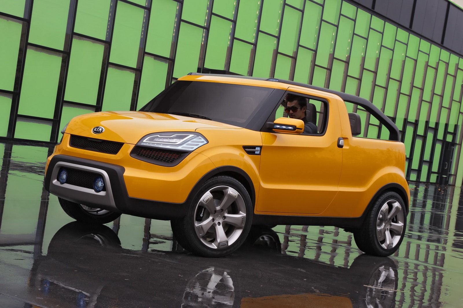 [Kia-Soulster-Convertible-16%255B2%255D.jpg]