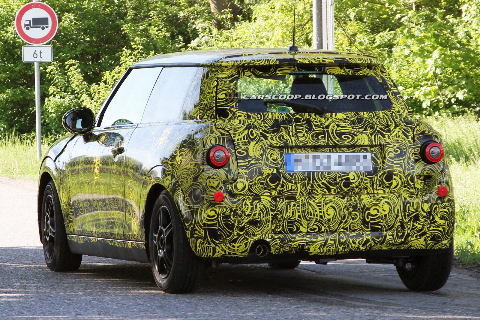 [2014-Mini-Cooper-Hatch-8%255B3%255D.jpg]