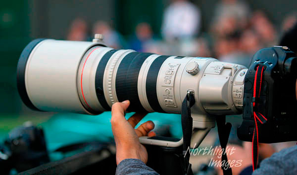 canon-ef-200-400mm-f4-terapixel.jpg
