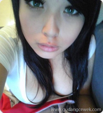 Foto Sexy - Cewek Jepang Pamer Payudara Foto Sexy - Cewek Jepang Pamer Payudara