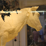 Op de Illionois State Fair staat een mooie boterkoe. Zo is er nog meer handwerk te bekijken zoals quiltwerk, maar ook gewassen en allerlei (klein)dieren.